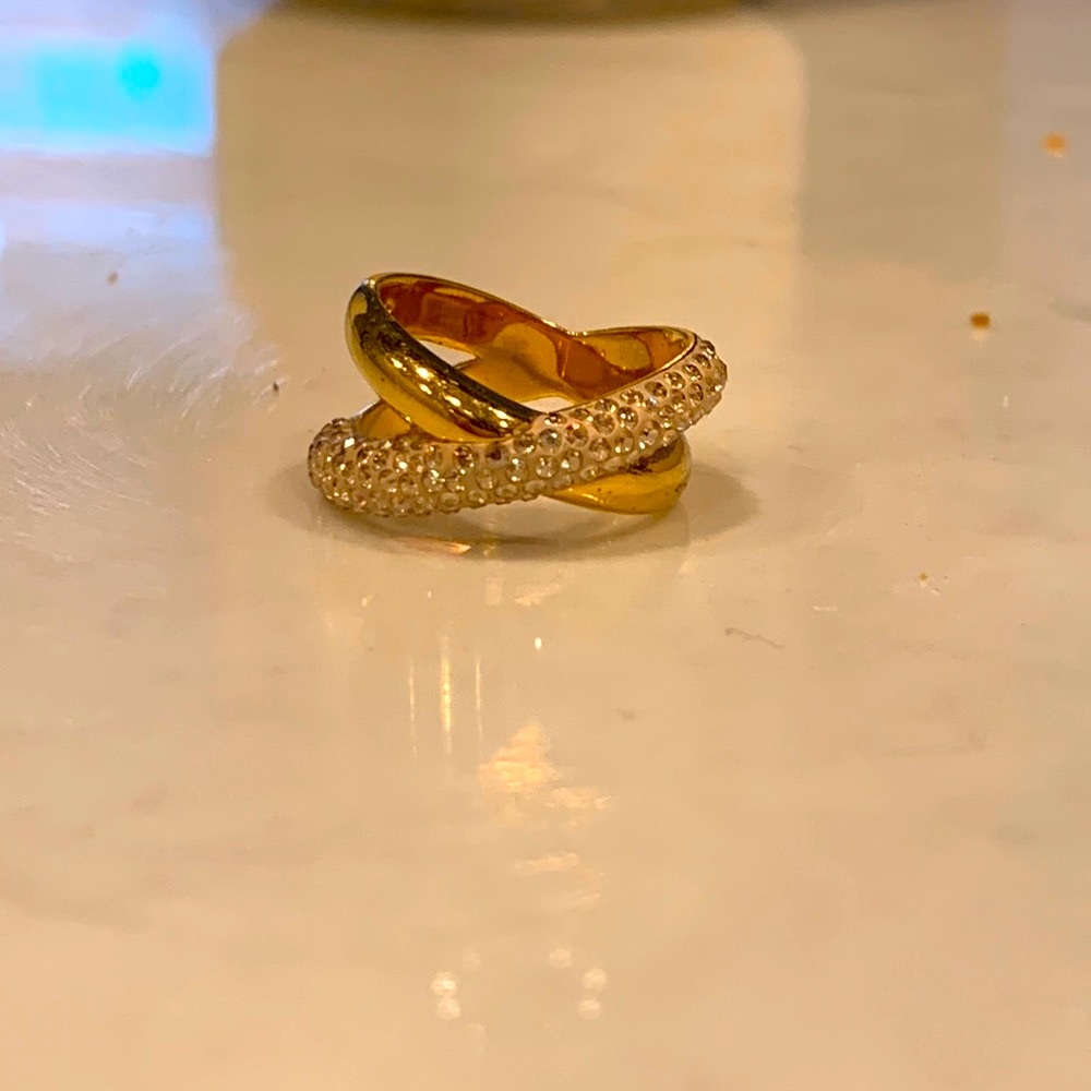 Swarovski gold cross cross ring